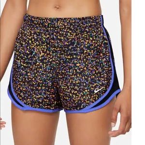 NWT Nike patterned turbo running shorts for women (plus size)